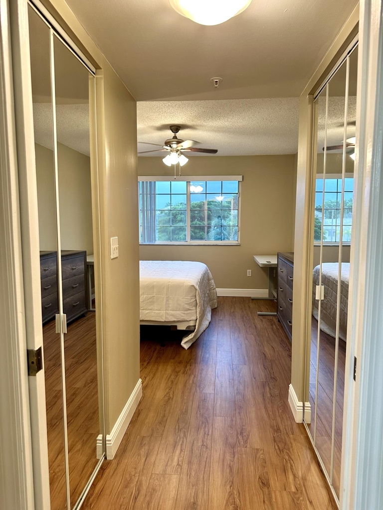500 N Crestwood Court N - Photo 18
