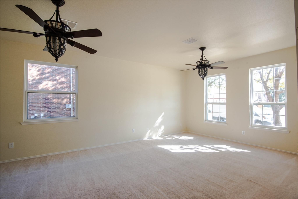 1905 Peppertree Drive - Photo 5