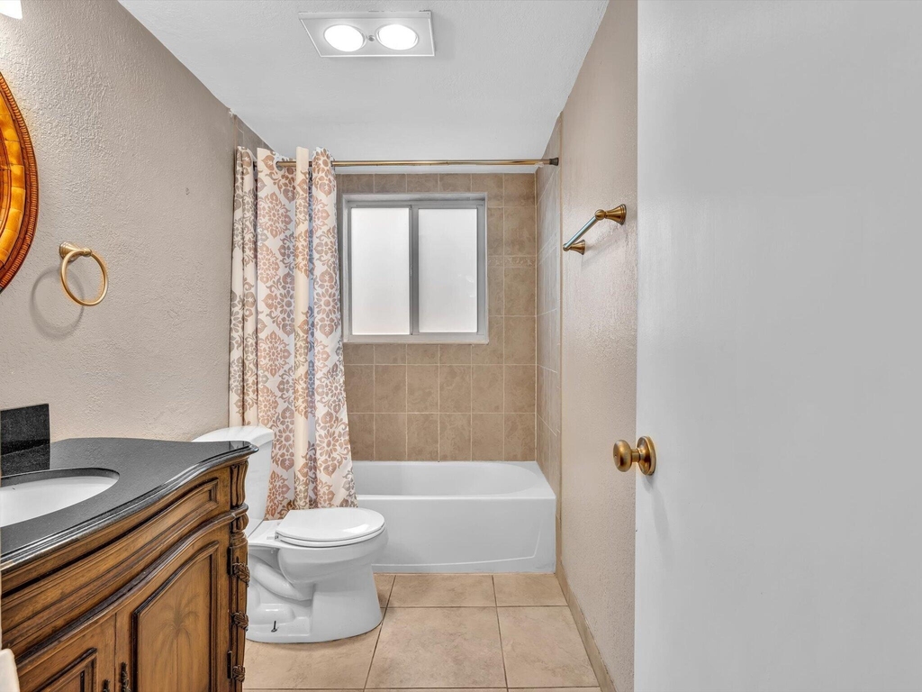 2190 Se 5th Street - Photo 22