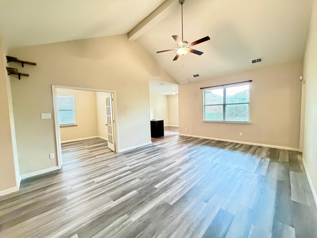 308 Curt Street - Photo 1