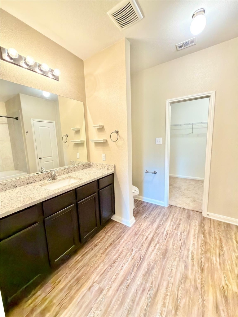 308 Curt Street - Photo 15