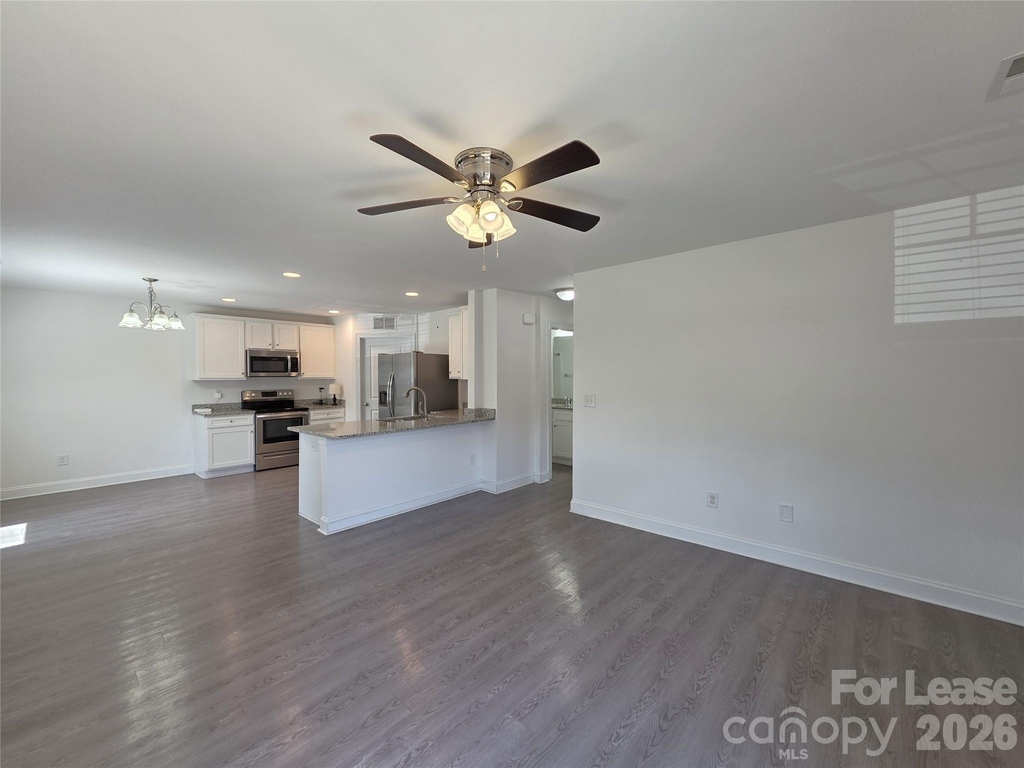 710 Irene Avenue - Photo 2