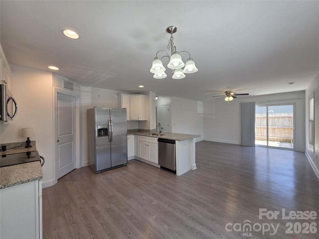 710 Irene Avenue - Photo 5