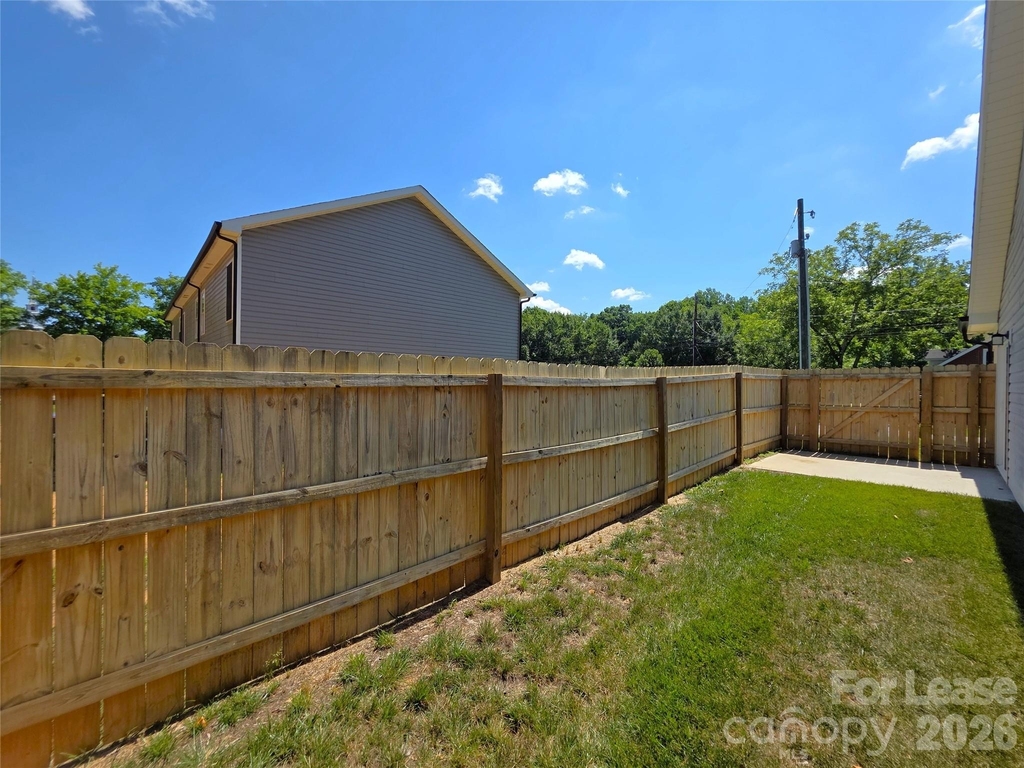710 Irene Avenue - Photo 18