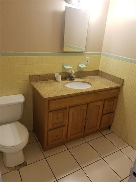 1870 Nw 60th Avenue - Photo 3