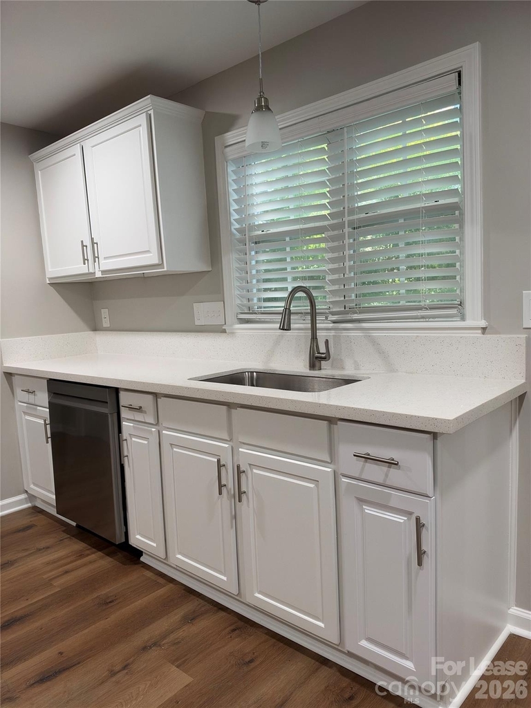 1015 4th Avenue - Photo 9