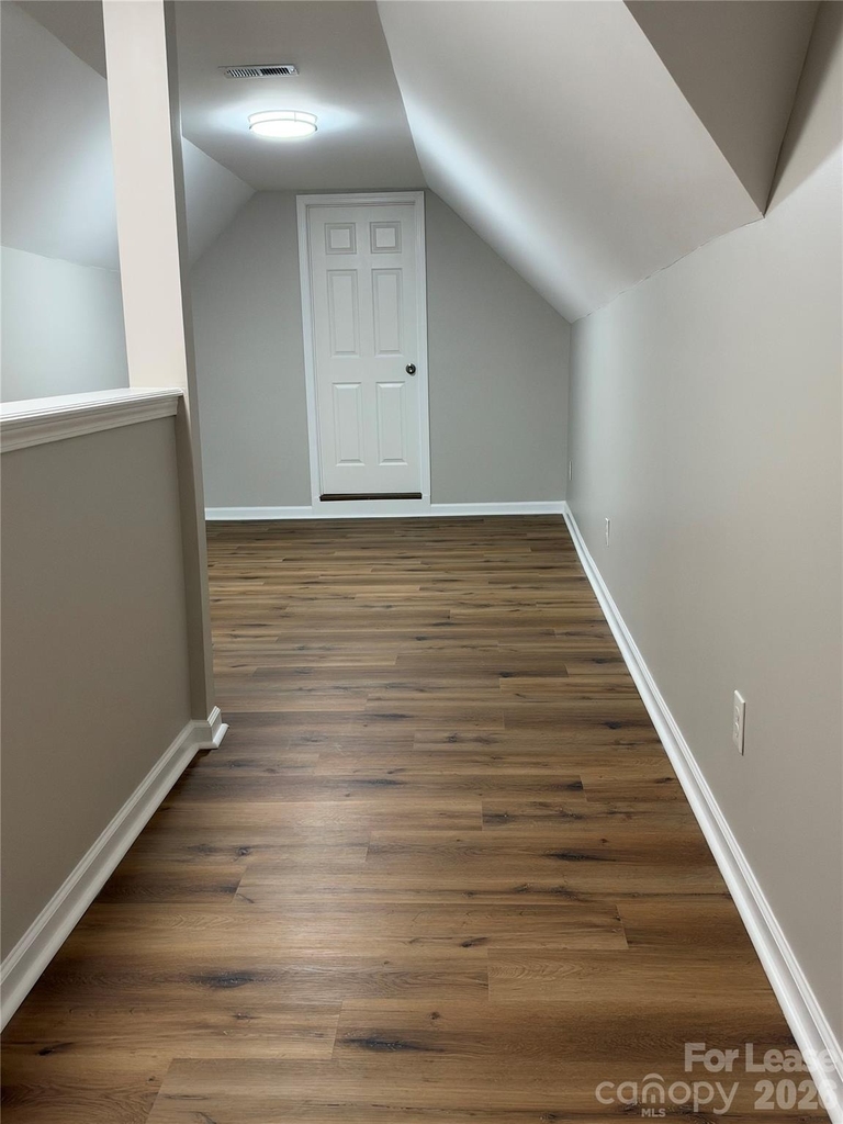 1015 4th Avenue - Photo 13