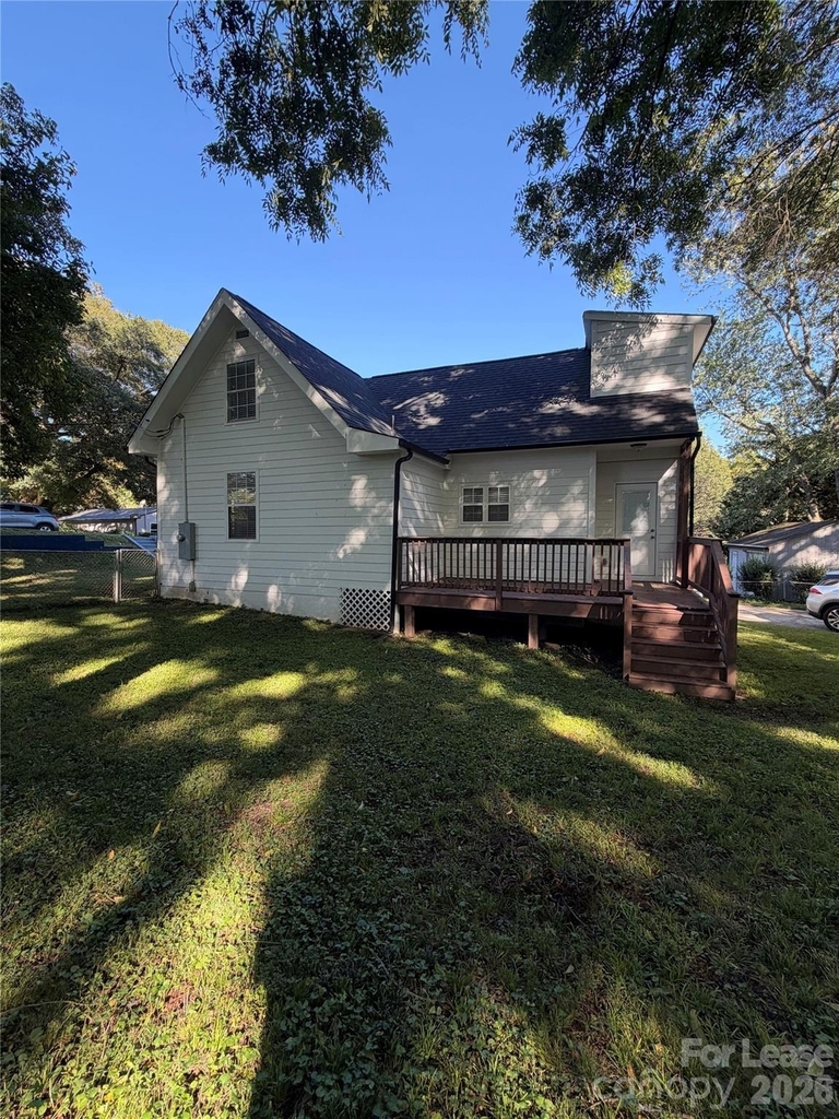 1015 4th Avenue - Photo 1