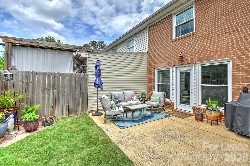 8333 Knights Bridge Road - Photo 26