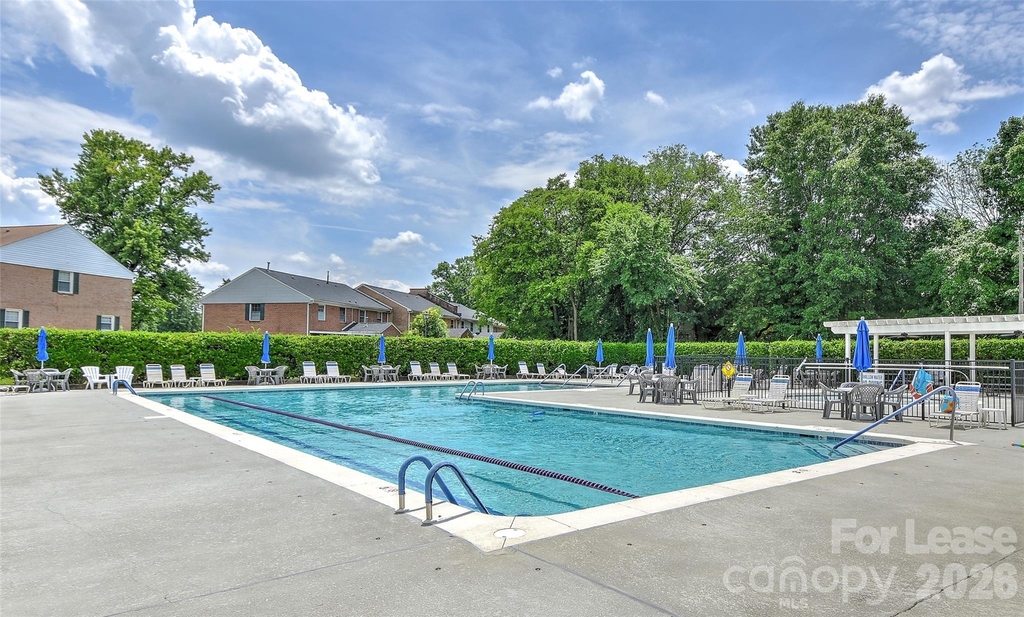 8333 Knights Bridge Road - Photo 32