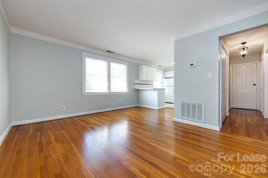 104 Colville Road - Photo 11