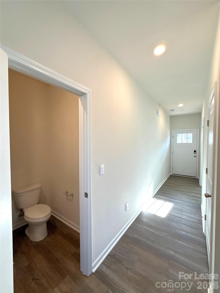 7640 Bainbridge Road - Photo 6