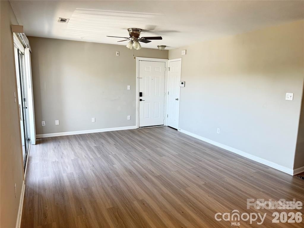 1063 Triece Lane - Photo 4