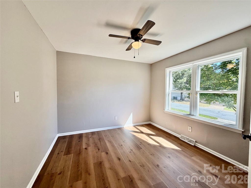 3517 Cross Winds Drive - Photo 4