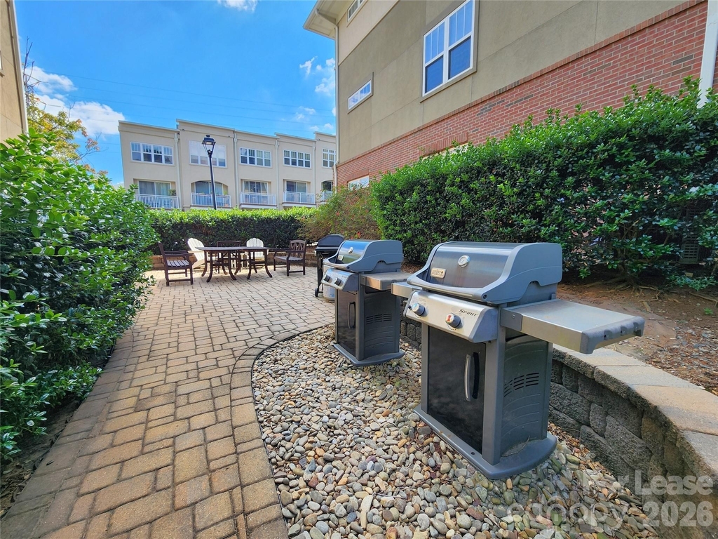 1308 Kenilworth Avenue - Photo 15