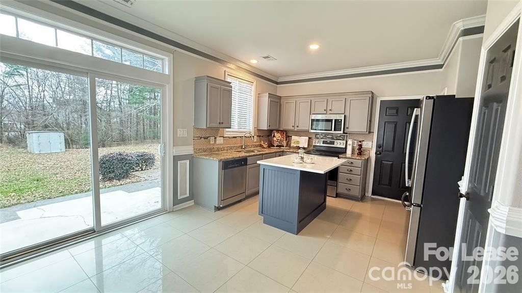 2019 Astoria Drive - Photo 10