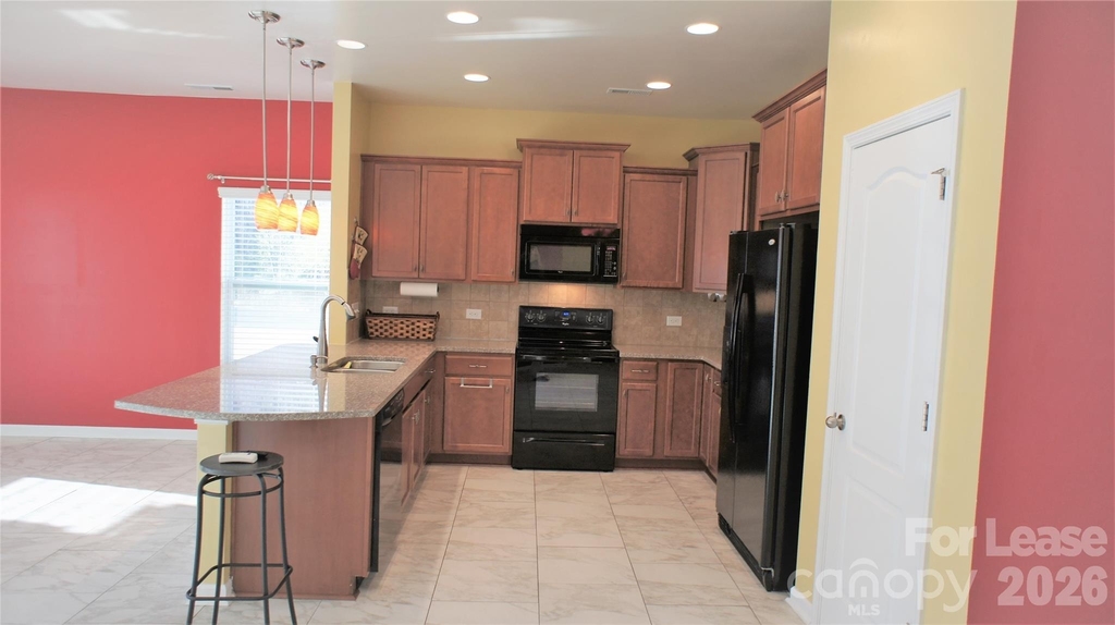 1504 Chilford Court - Photo 11