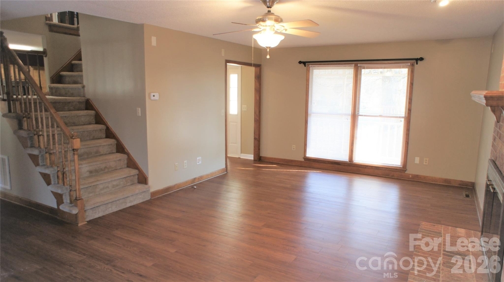 2308 Heathershire Lane - Photo 6