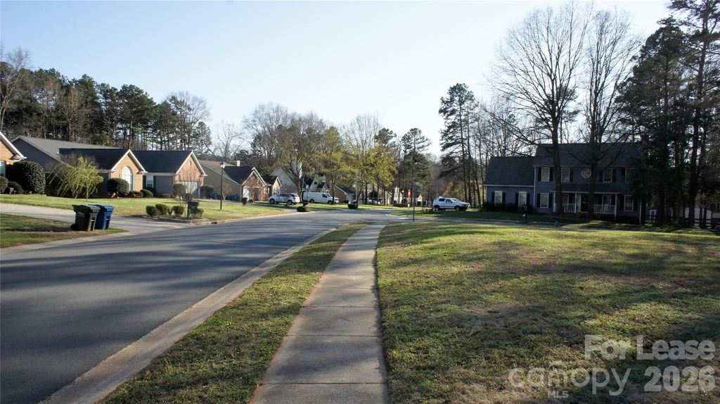 2308 Heathershire Lane - Photo 31