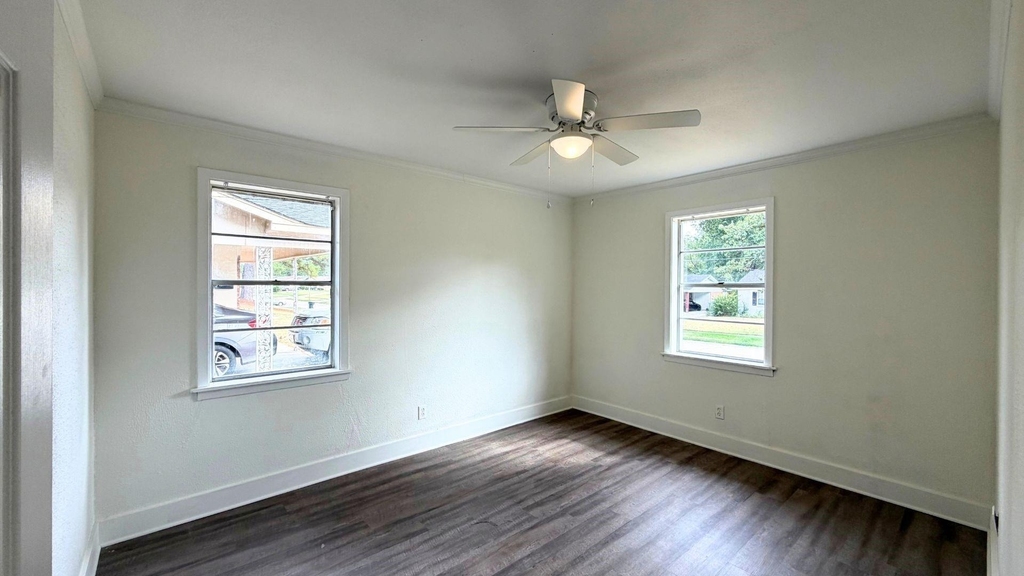 641 Kingridge Place - Photo 8