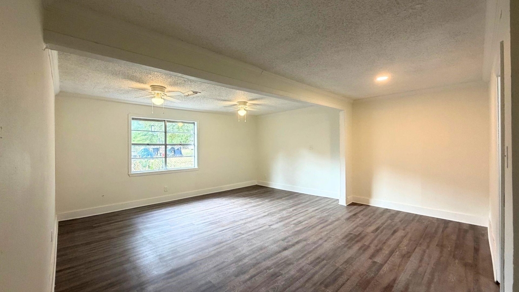 641 Kingridge Place - Photo 5