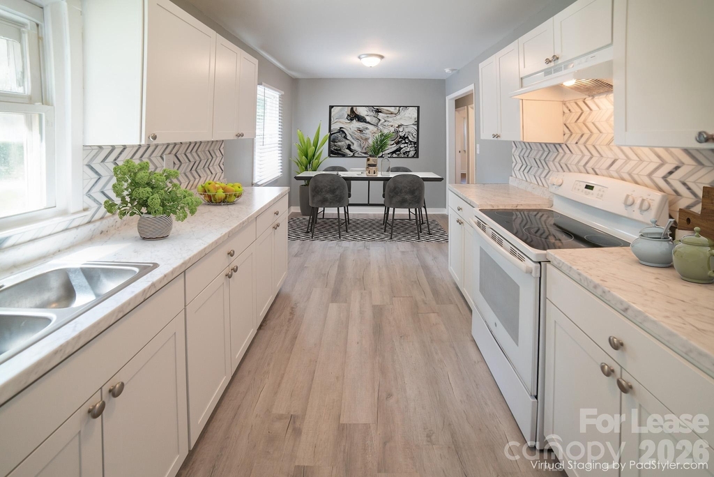 326 Gorrell Street - Photo 8