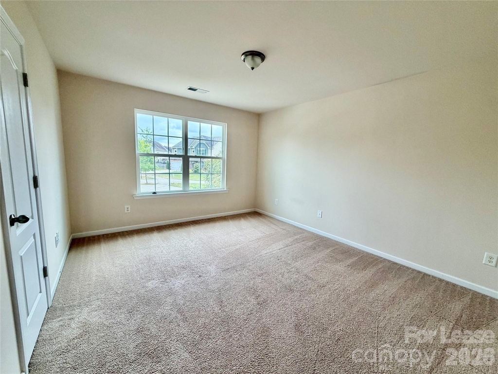 7703 Kelburn Lane - Photo 32