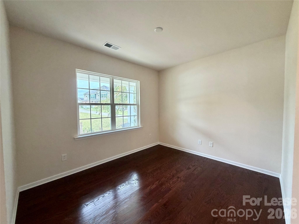 7703 Kelburn Lane - Photo 4