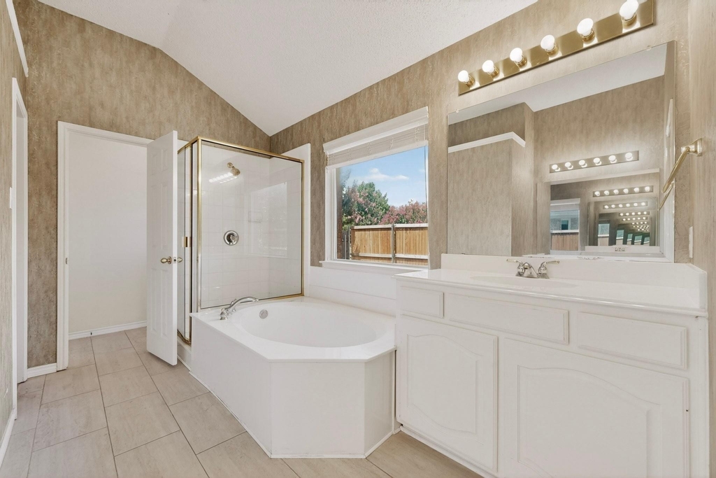 320 Elizabeth Trail - Photo 24