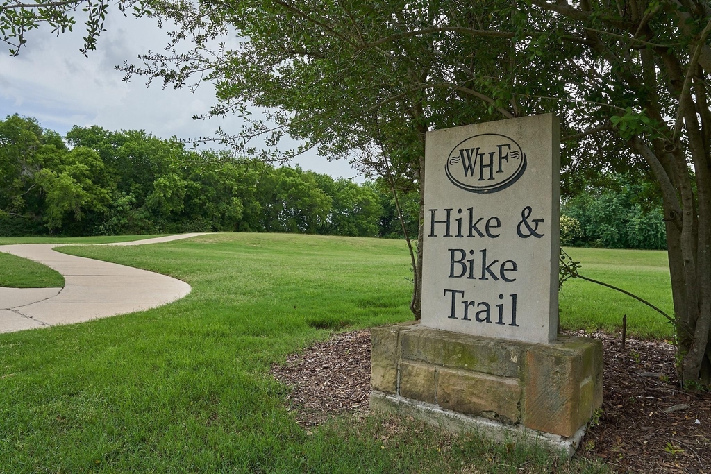 320 Elizabeth Trail - Photo 32