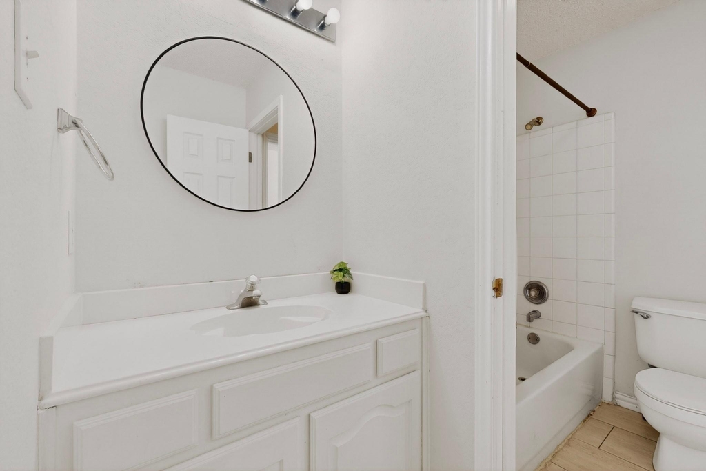 320 Elizabeth Trail - Photo 20