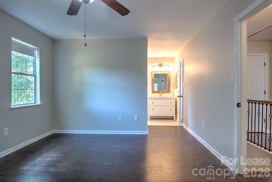 11205 Vintage Lane - Photo 11