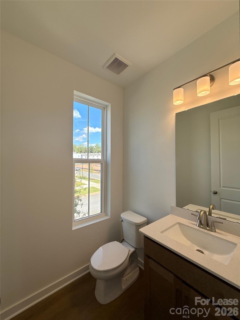 7009 Westrow Avenue - Photo 9