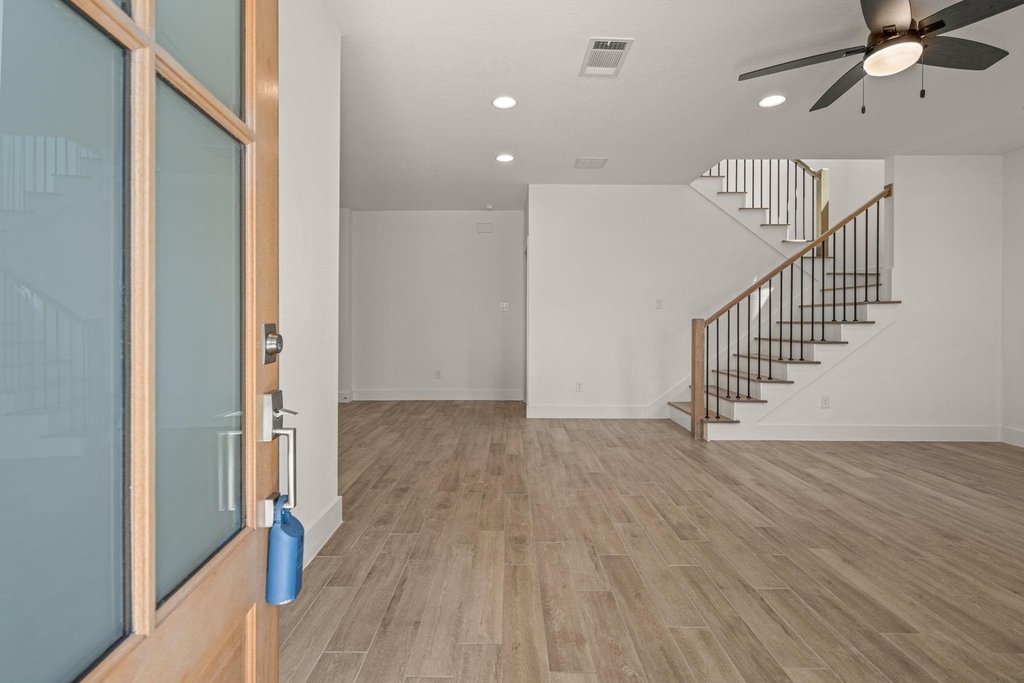 5618 Oaks Lane - Photo 4