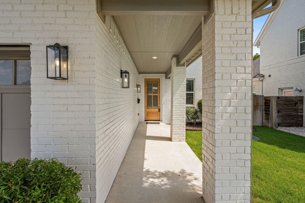 5618 Oaks Lane - Photo 36