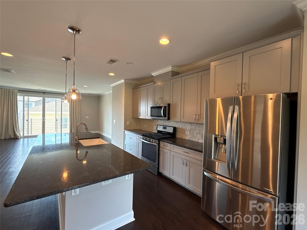2609 Statesville Avenue - Photo 6
