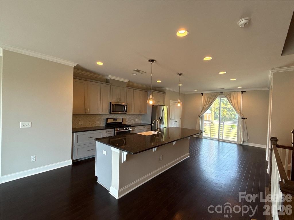 2609 Statesville Avenue - Photo 5