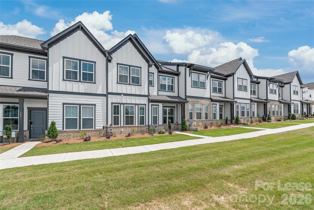 5807 Clear Creek Lane - Photo 0