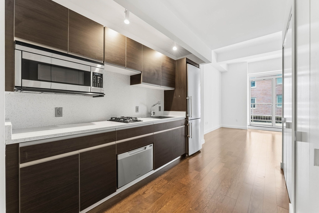 116 John Street - Photo 2
