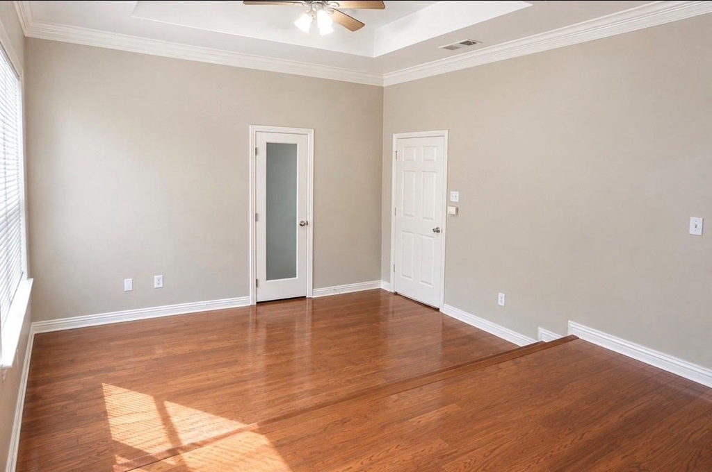 2043 Chevella Drive - Photo 4