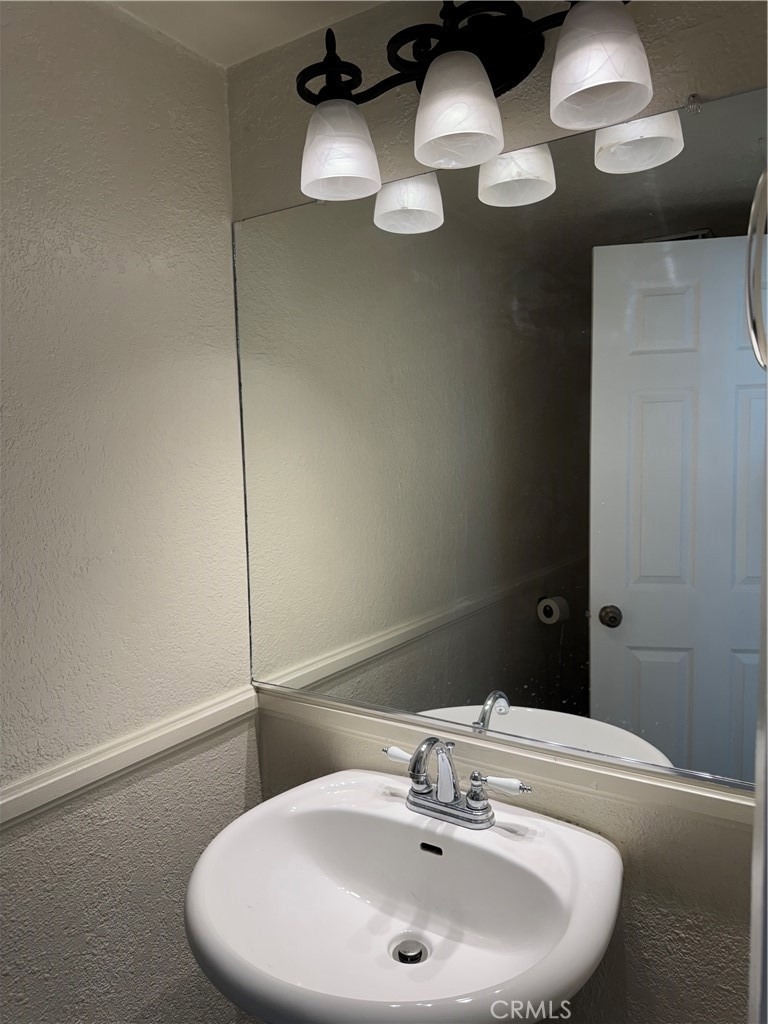 1124 Amorosa - Photo 7