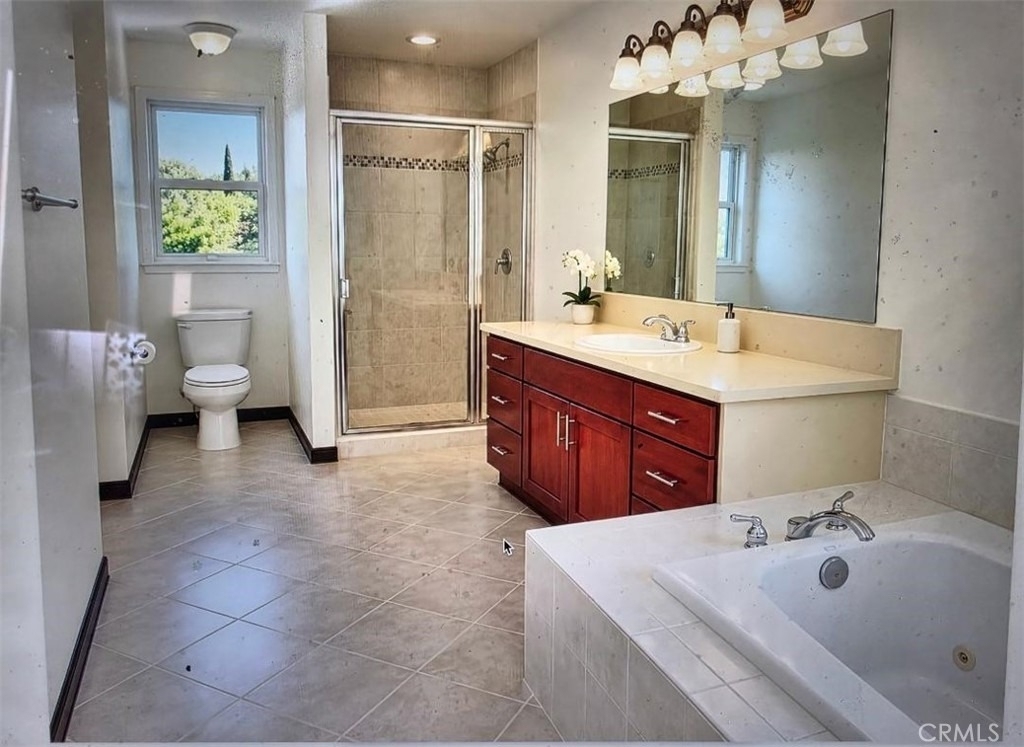 10627 Amestoy Street - Photo 7