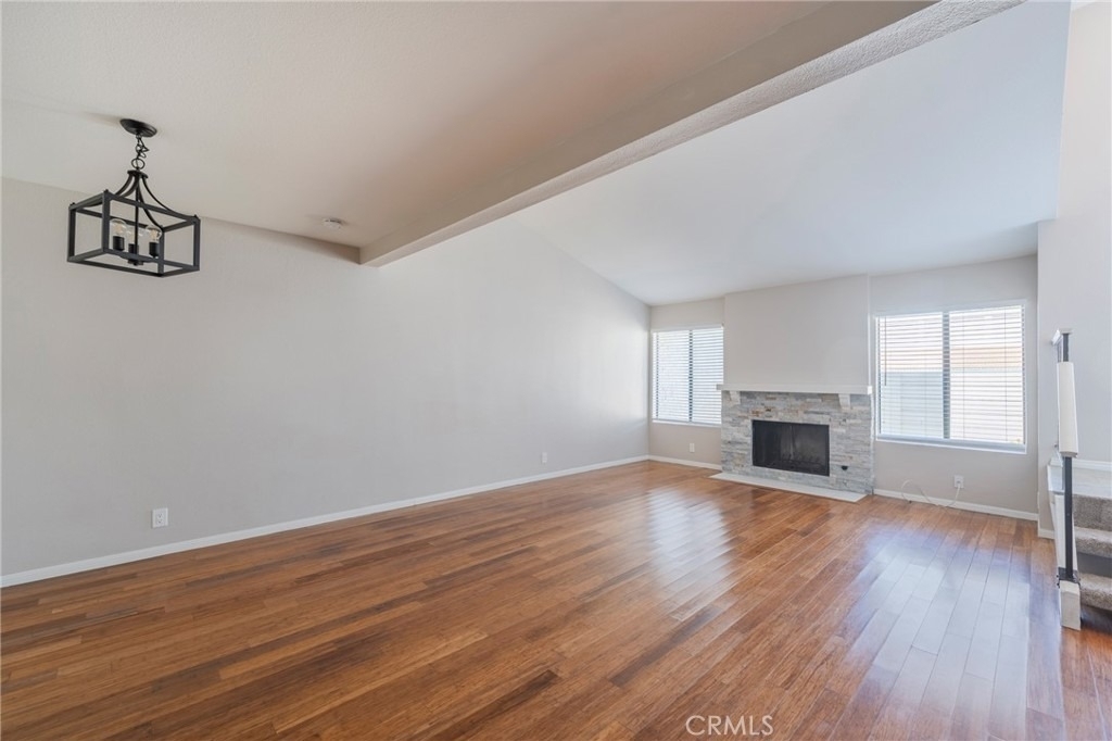 5694 E Los Angeles - Photo 10