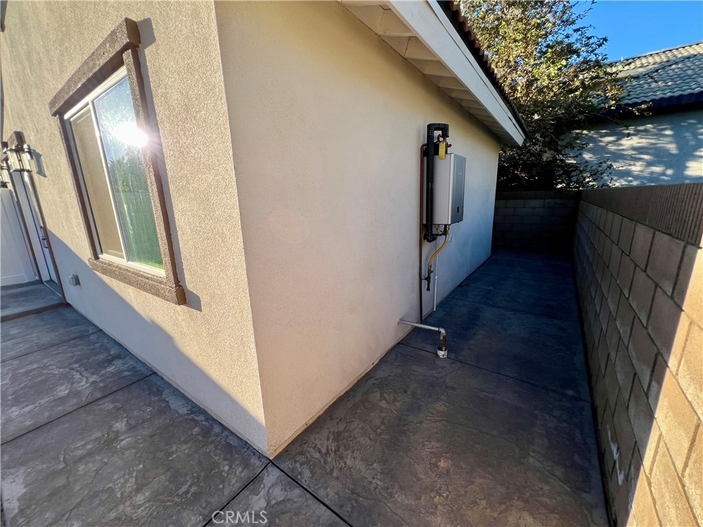 1133 E Geraldine Avenue - Photo 21