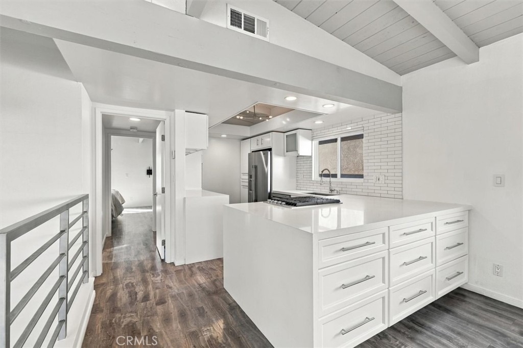 1704 Haynes - Photo 11