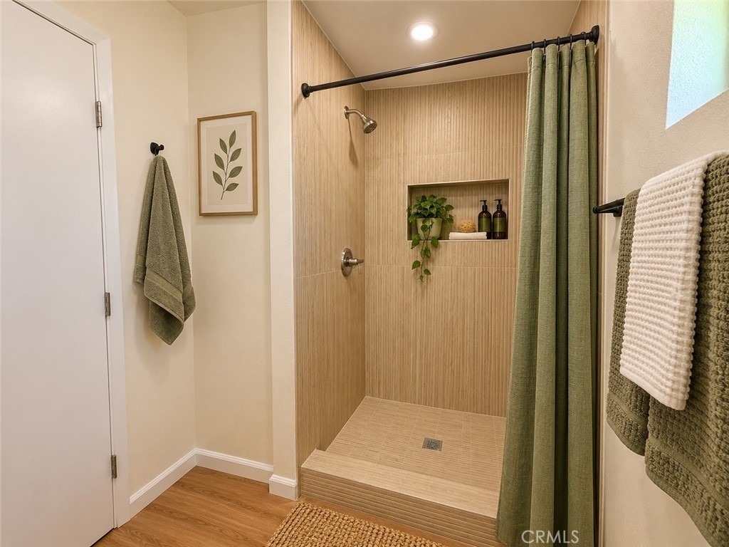 1434 E Sandison - Photo 8