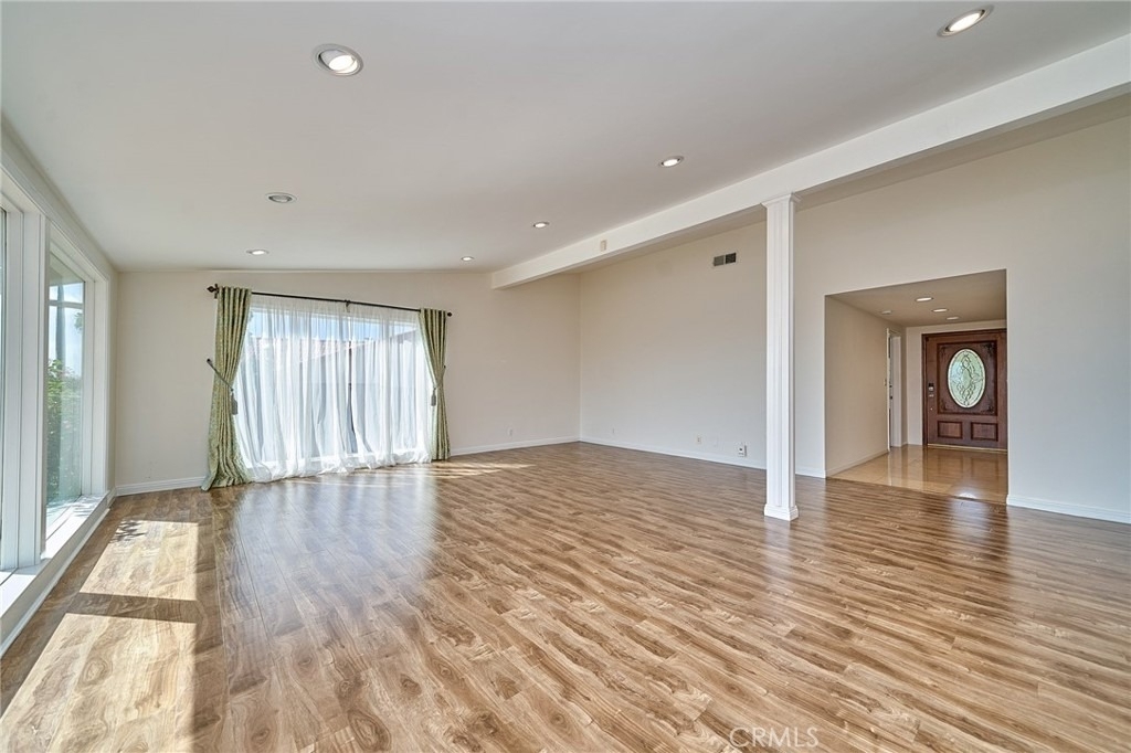 30933 Rue Valois - Photo 5