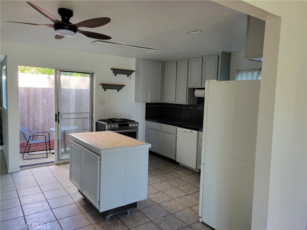 404 S Juanita - Photo 1