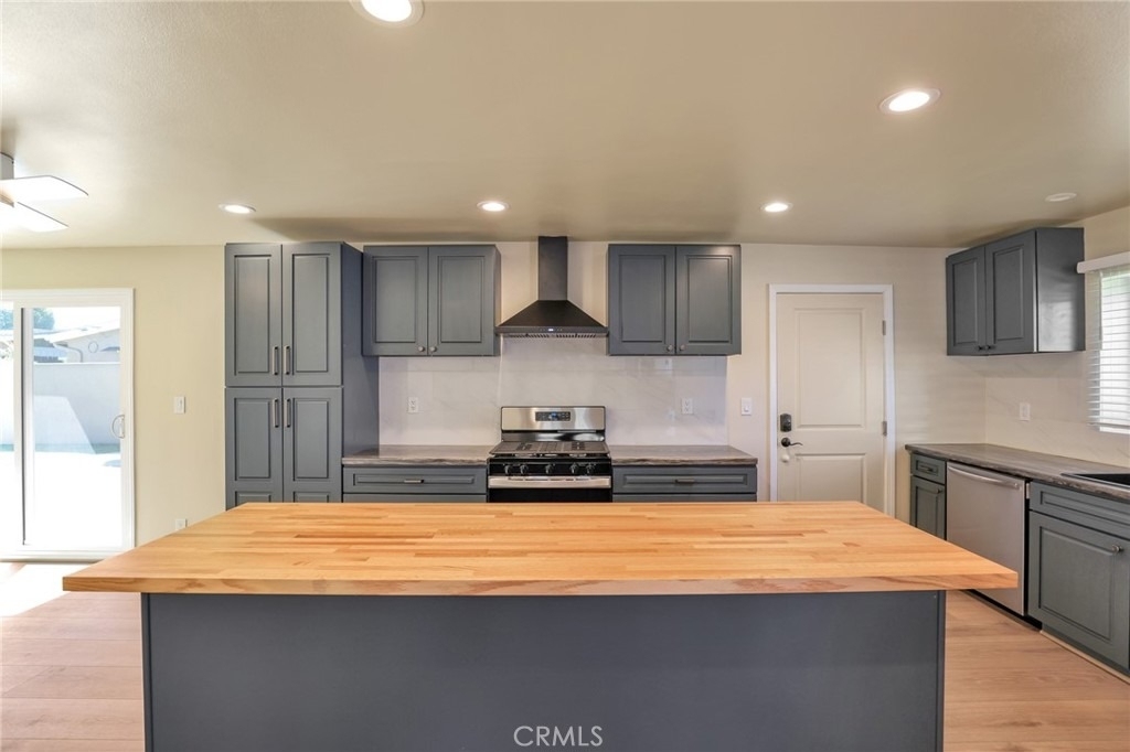 2528 Bowdoin Place - Photo 14