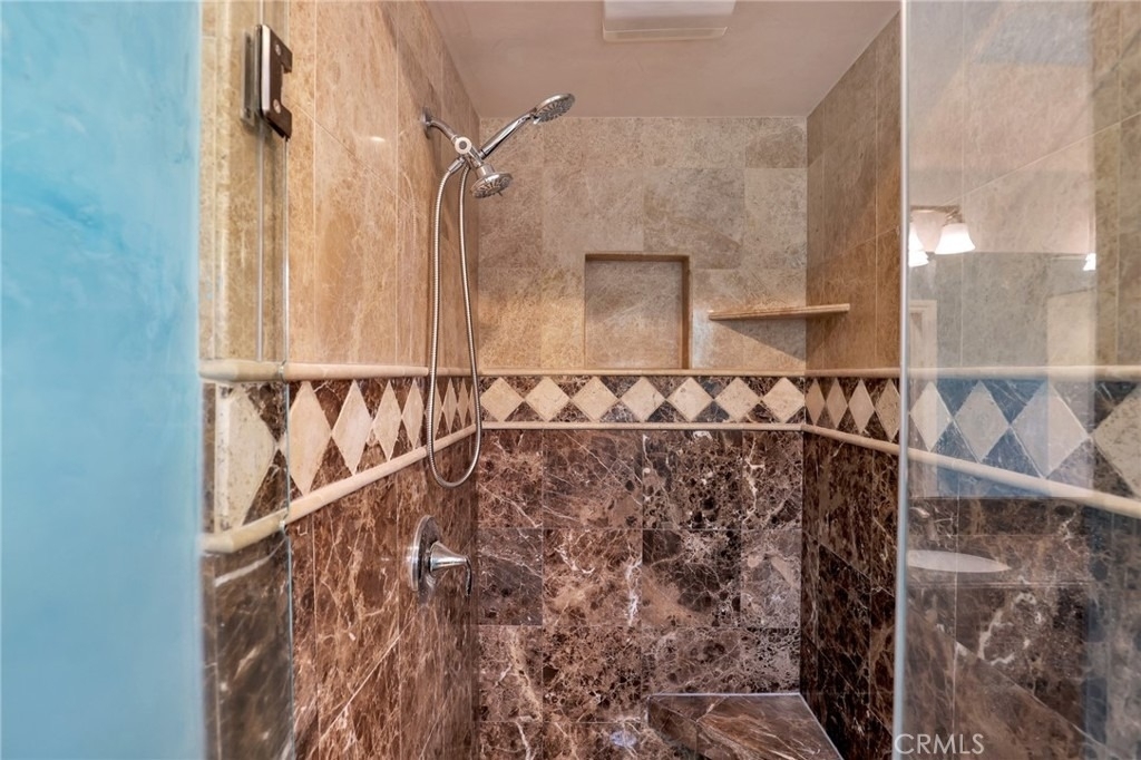 2528 Bowdoin Place - Photo 18